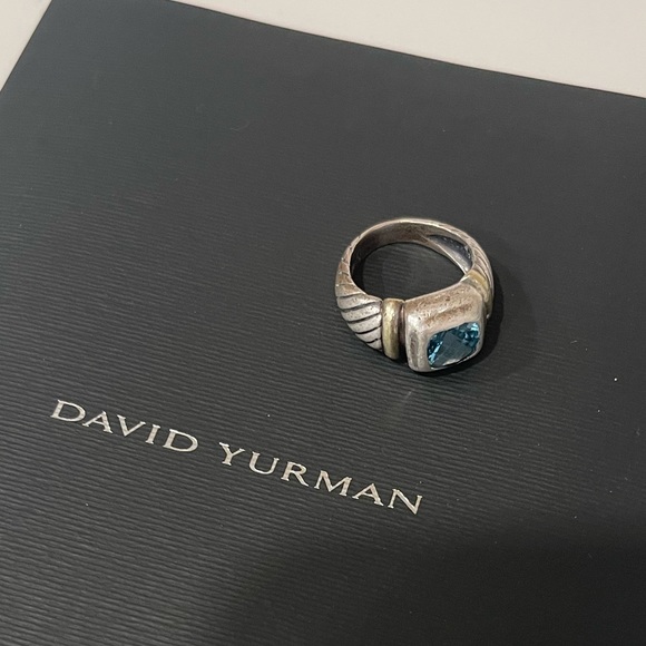 David Yurman - Noblesse Ring w/ Blue Topaz 14K Gold - Picture 4 of 4